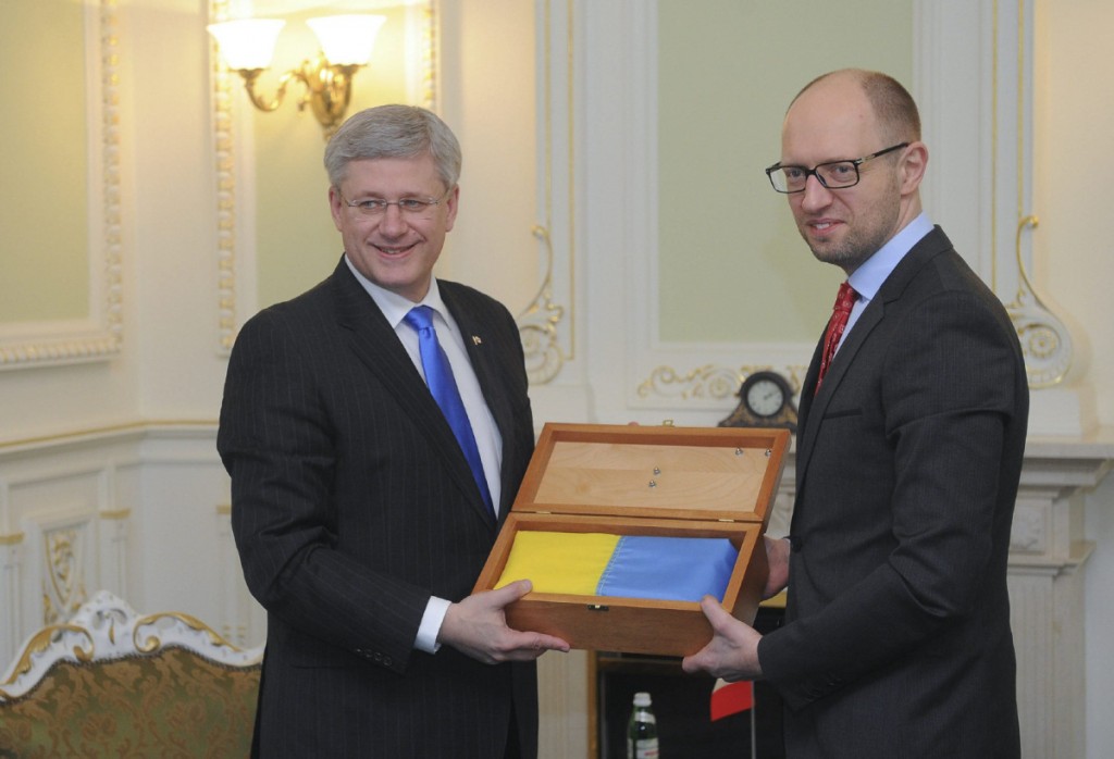 Arseniy Yatsenyuk, Stephen Harper