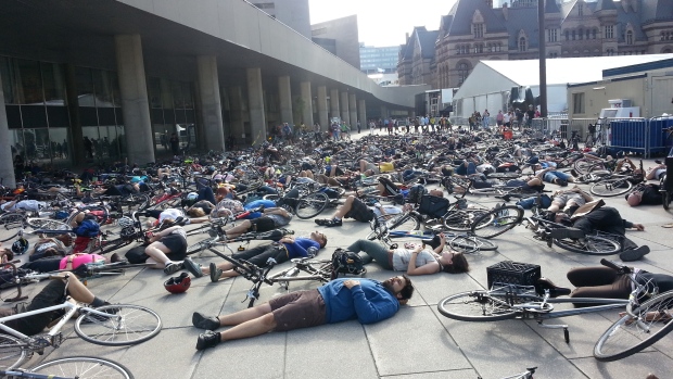 Toronto cyclists hold 'die-in'
