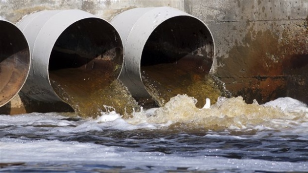 sewage-dump-montreal