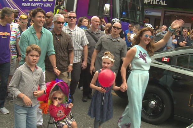 vancouver-pride-parade-justin-trudeau-family