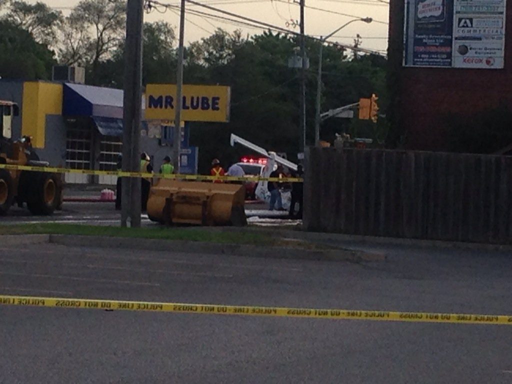 plane crashes onto Peterborough street2