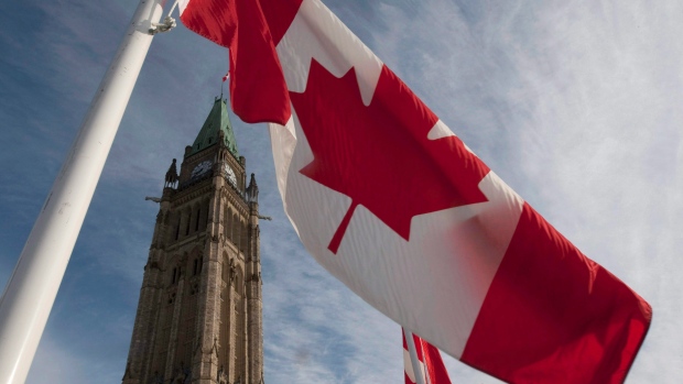 ottawa-flag-parliament