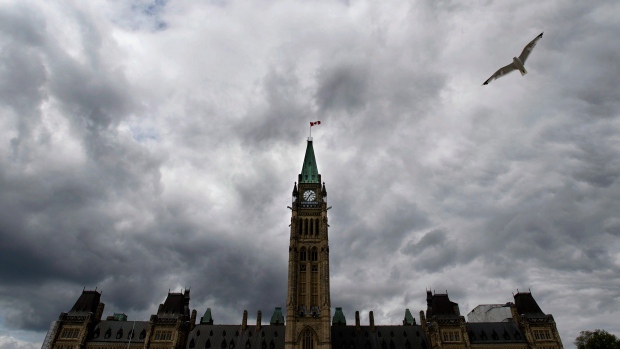 parliament-hill-clouds-peace-tower-ottawa