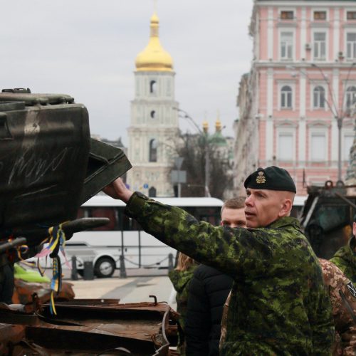 КАНАДЦЕВ ПРЕДОСТЕРЕГЛИ  ОТ ОСВИСТЫВАНИЯ ГИМНА США