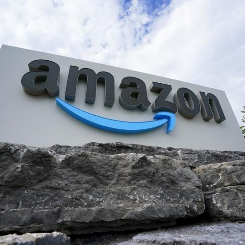AMAZON НАНИМАЕТ НА РАБОТУ 6 000 КАНАДЦЕВ