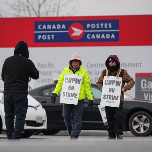 ЗАБАСТОВКА CANADA POST: ЧТО НУЖНО ЗНАТЬ