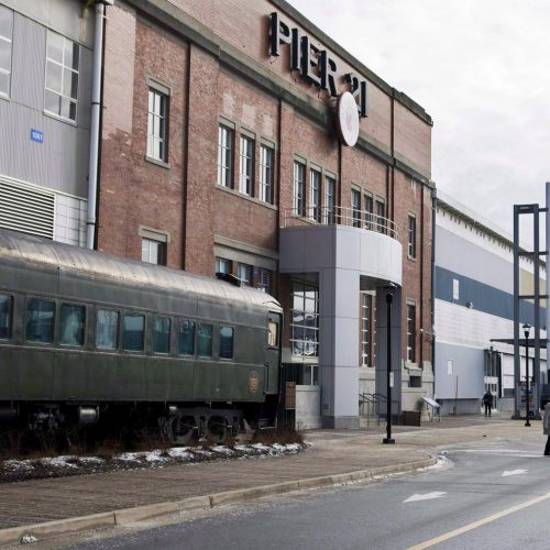 ОБВИНЕНИЯ В ИЗДЕВАТЕЛЬСТВАХ НАД СОТРУДНИКАМИ ПРИВЕЛИ К ОТСТАВКЕ ДИРЕКТОРА МУЗЕЯ