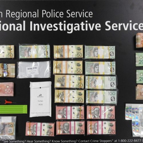 РЕКВИЗИТ ДЛЯ КИНОСЪЁМОК ОКАЗАЛСЯ ФАЛЬШИВОЙ ВАЛЮТОЙ 