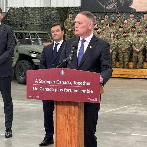 КАНАДА НАПРАВИТ $ 8 МИЛЛИАРДОВ НА ВОЕННЫЕ ПРОЕКТЫ В АЛЬБЕРТЕ
